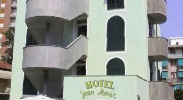 Hotel Jean Marie, Забронировать Отель Отели Ривьера-дей-Фьори с парковкой, Парковка