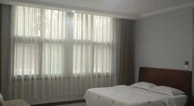 Люкс Deluxe Yuantai Holiday Hotel