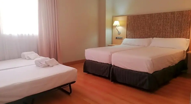 Четырёхместный номер U Hotel Villa-Gomá