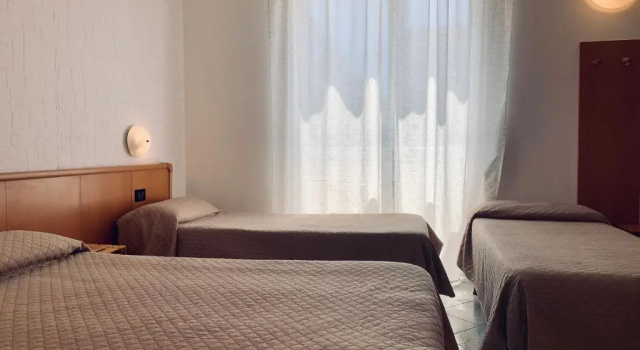 Четырёхместный номер Standard с балконом Hotel San Giorgio