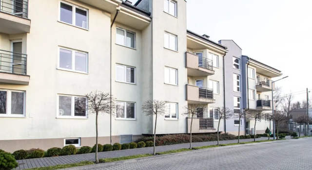 Ursynów Apartment with Garden