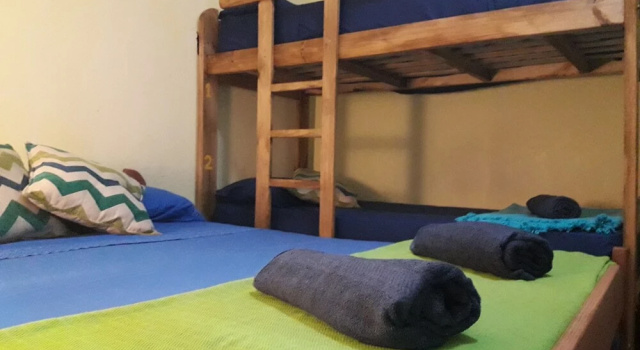 Łóżko w pokoju wieloosobowym Como en Casa Hostel