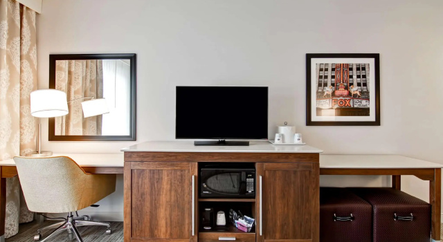 Двухместный номер Standard Hampton Inn & Suites Detroit/Troy