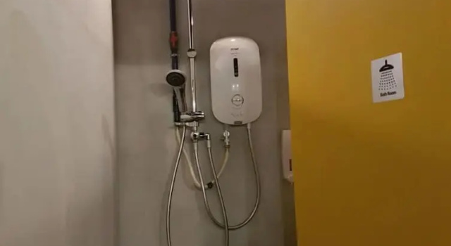 Кровать в общем номере (женский номер) SKYPOD Hostel