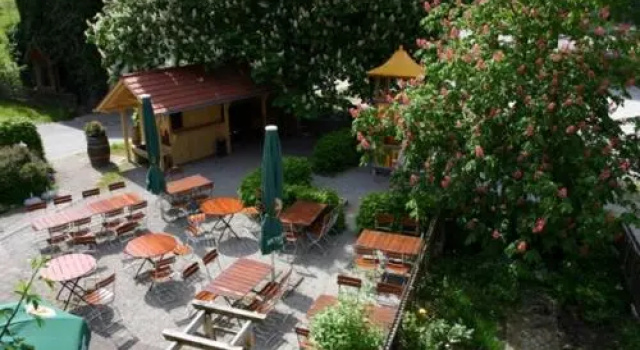 Zum Goldenen Schwanen, Забронировать Отель Отели Frankenried 3 звезды, 3*