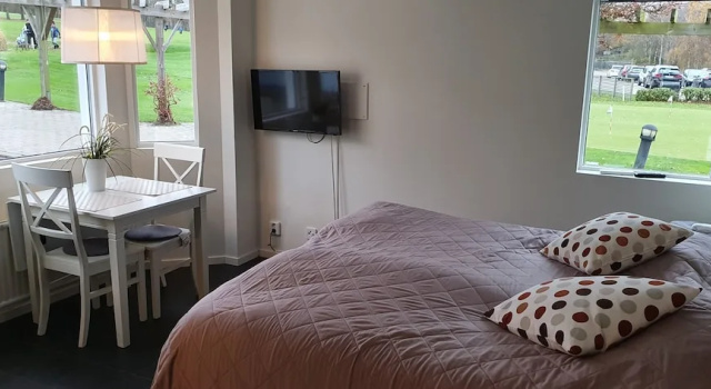 Söderåsens Golf Lodge, Забронировать Гостевой дом Отели Рисекатслёза с парковкой, Парковка