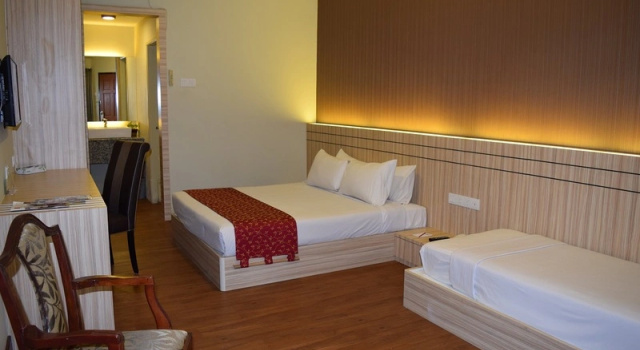Двухместный номер Deluxe с балконом Bukit Merah Laketown Resort
