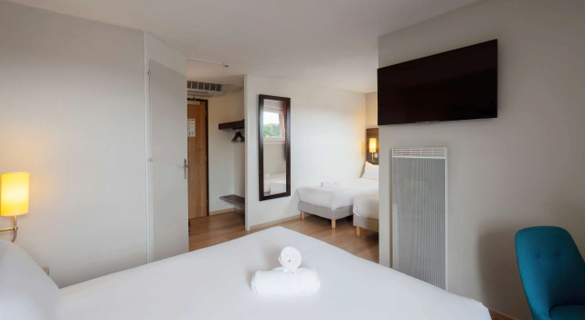 Четырёхместный номер Standard Kyriad Belfort Centre Gare