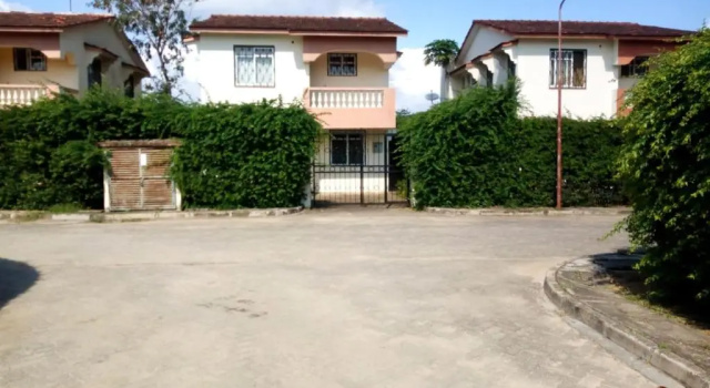 Fully Furnished 3-Bedroom Holiday Villa at Bandari Villas, Забронировать Вилла Коттеджи Момбасы, Коттедж