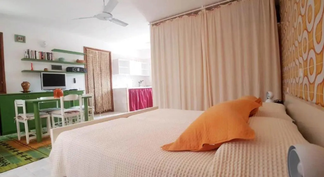 Dammusi A- Mare Pantelleria, Book Hotel Pantelleria hoteller med parkering, Parkering