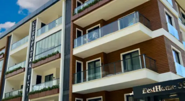 The 1+1 Qoople Triumph 17 apartment next to Cleopatra Beach is a great option for a family holiday.
