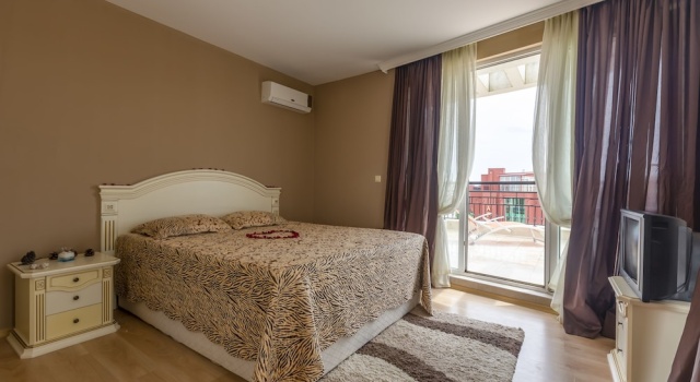 Two Bedroom Apartment, Terrace in Aphrodite Palace, Забронировать Апартаменты/квартира Отели региона Солнечного берега с парковкой, Парковка