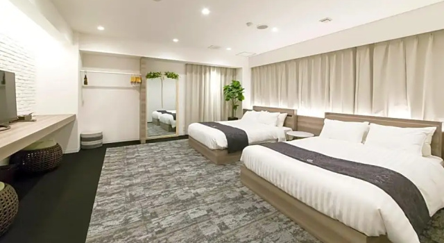 Четырёхместный номер Standard H.B.P HOTEL