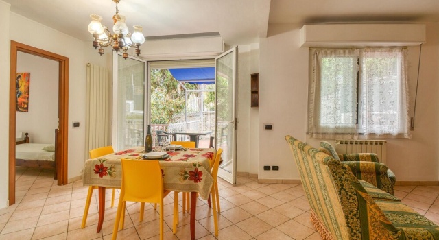 Nice Apartment in Sanremo With Wifi and 2 Bedrooms, Забронировать Апартаменты/квартира Отели Ривьера-дей-Фьори с парковкой, Парковка
