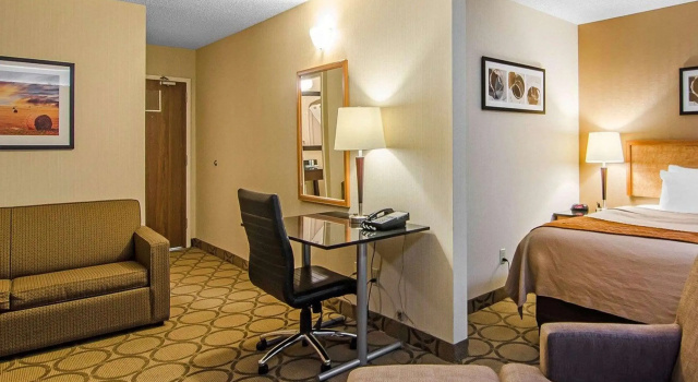 Двухместный люкс Comfort Inn Regina East