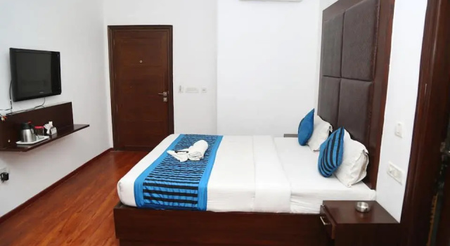 Pacific Inn Suites - Sector 45