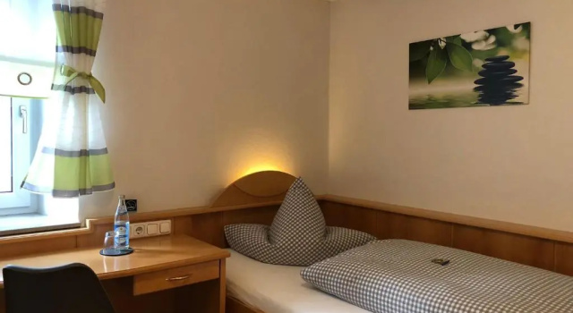 Номер Standard Hotel Goldener Greifen