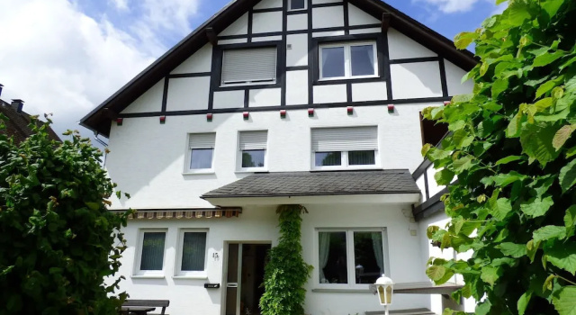 Апартаменты Geraumige Ferienwohnung im Sauerland