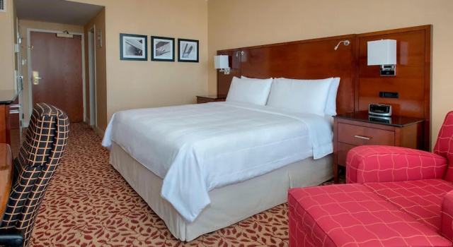 Двухместный номер Standard Long Island Marriott Hotel