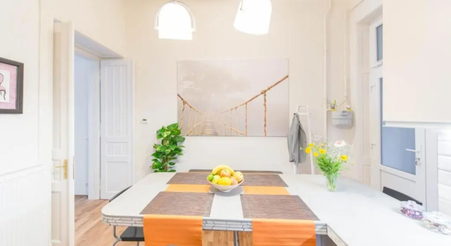 API Flat, Забронировать Отель Отели Будапешта с парковкой, рядом с Károlyi Garden, Парковка