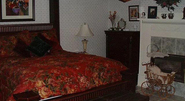 Lizzie's Heritage Inn