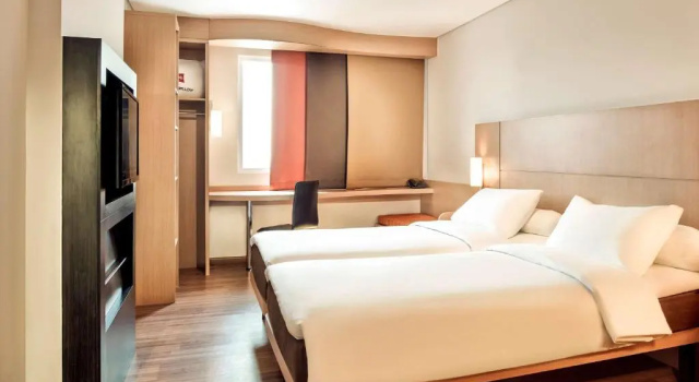 Двухместный номер Standard Ibis Gading Serpong