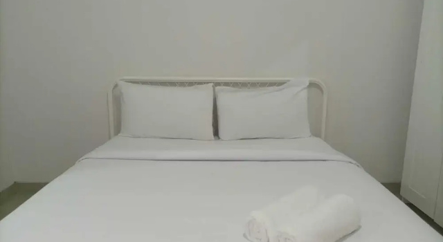 Апартаменты Comfortable And Tidy Studio At Barsa City Apartment