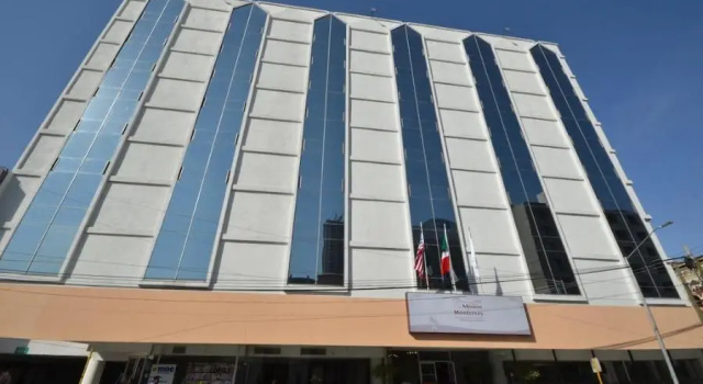 Четырёхместный номер Standard Hotel Misión Monterrey Centro Histórico