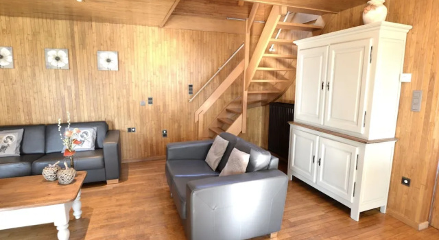 Spacious Holiday Home near Forest in Peer, Забронировать Отель Пэры Limburgse Kempen
