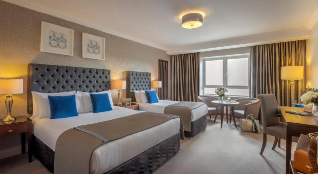 Двухместный номер Standard Glenroyal Hotel