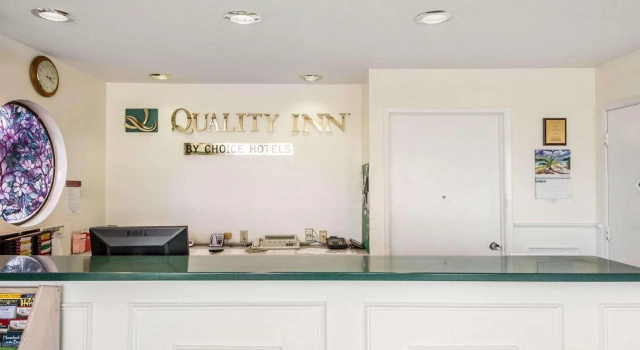 Scottish Fairway Inn, Rezervovat Hotel Monterey 