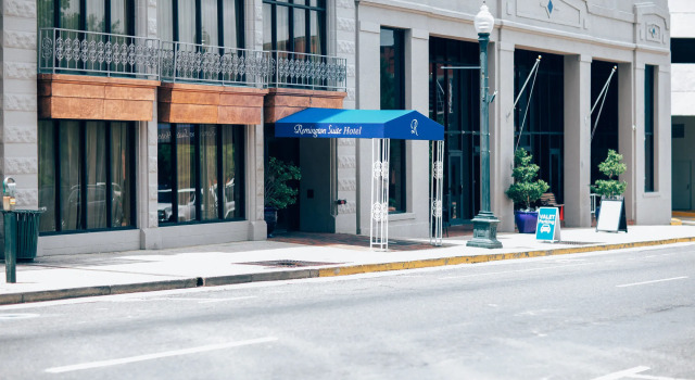 The Remington Suite Hotel and Spa, Đặt Khu nghỉ dưỡng Shreveport Louisiana