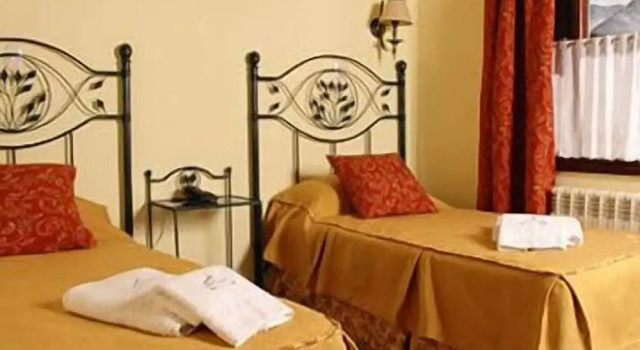 Двухместный номер Standard с балконом Hotel Campanilla