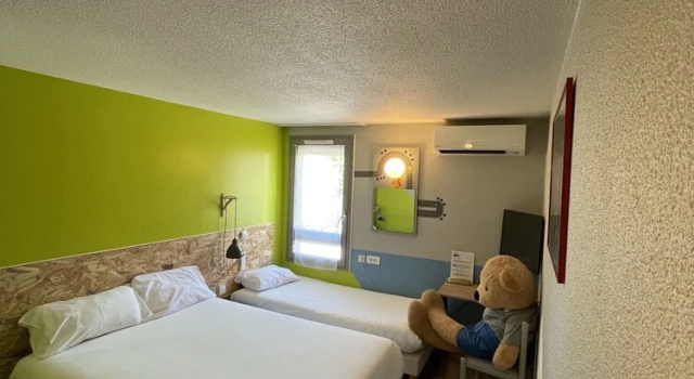 Трёхместный номер Standard NESTOR HOTEL GAP et Restaurant