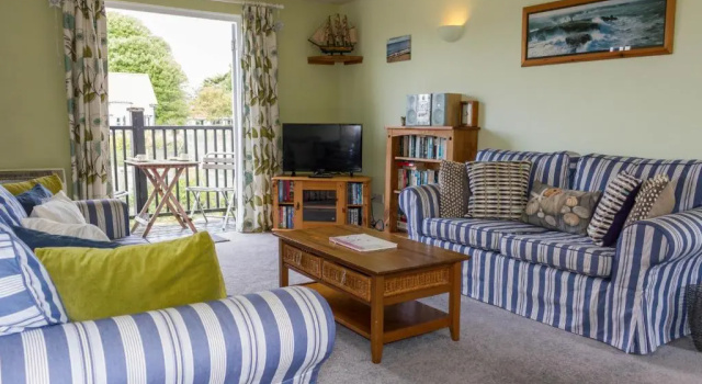 4 Bell Lodge, Thorpeness, Book Hotel Thorpeness Suffolk