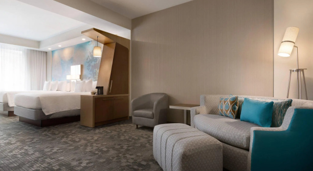 Четырёхместный люкс Courtyard by Marriott St Paul Woodbury