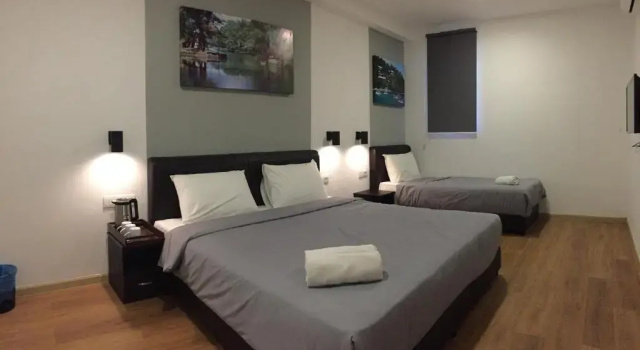 Семейный люкс Carlton Inn Bukit Ubi Kuantan