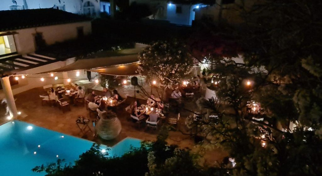 Bratsera Hotel Hydra, Rezerwuj Hotel Hydra Saronic Islands