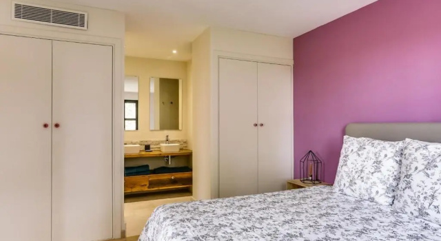 Maison Arles, 6 pièces, 8 personnes - FR-1-599-6, Забронировать Отель Отели Камарг с парковкой, Парковка