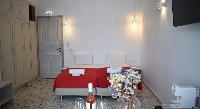 Двухместный номер Standard с балконом и с видом на море Andrianis Guest House