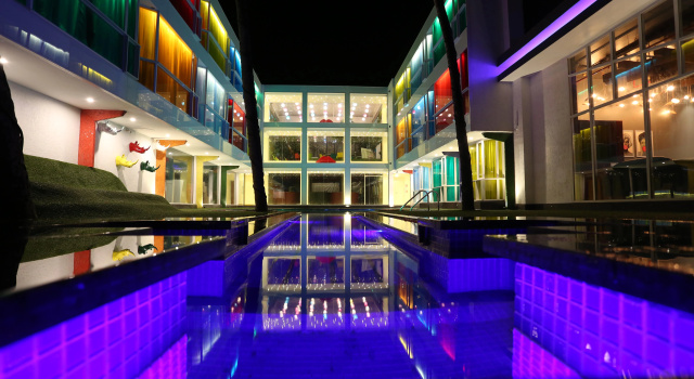 I Love Bell Bottoms, Book Hotel Goa hoteller med pool, Swimmingpool