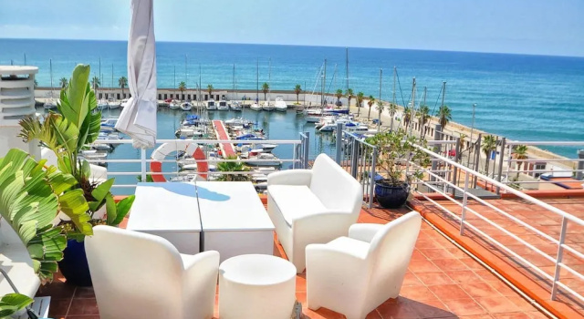 Hello Apartments Sitges Aiguadolç