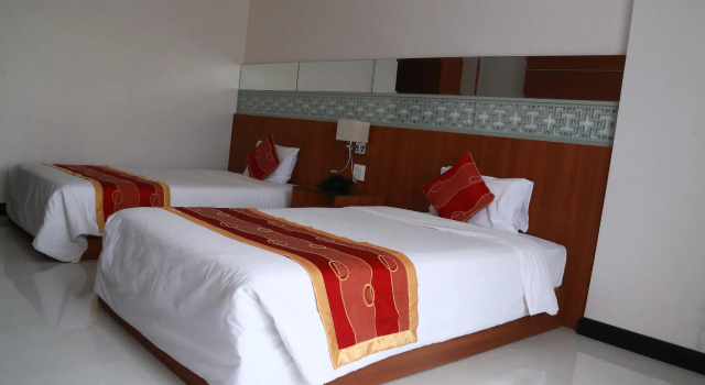 Четырёхместный номер Standard с красивым видом из окна Sao Mai Hotel