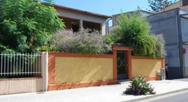 Sette Nani, Rezerwuj Hotel Elmas Sardinia South