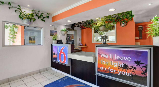 Motel 6-King City, CA, Забронировать Мотель Кинг-Сити Виноградники Монтерей