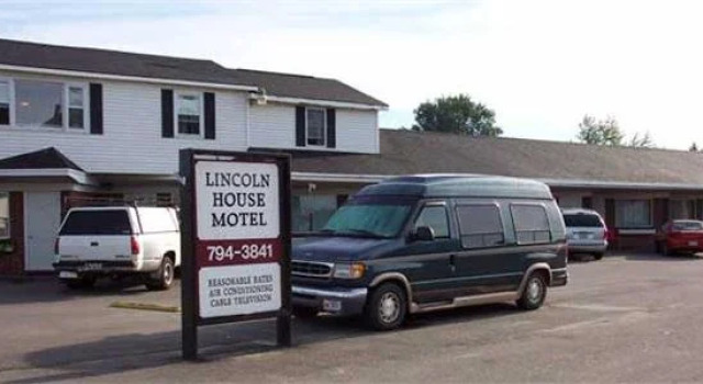 Lincoln House Motel, Foglalás Motel Lincoln Maine