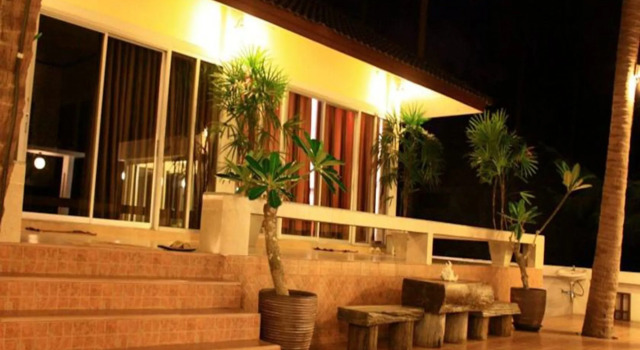 The Theatre Villa, Book Villa Bang Saphan Prachuap Khiri Khan