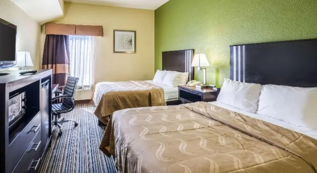 Двухместный номер Standard Spark By Hilton Wytheville East Main Street