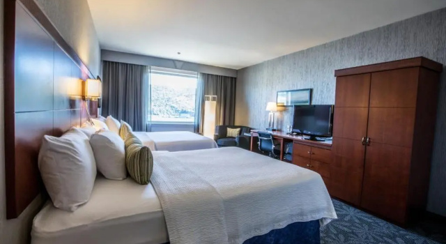 Четырёхместный номер Standard с видом на город Courtyard by Marriott St. Johns Newfoundland