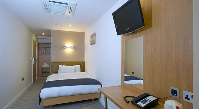 Двухместный номер Standard Eden Plaza Kensington